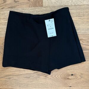 Zara Classic Black Women's Skort (NWT)
